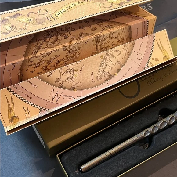 Ollivanders Wand with Box Harry Potter - Picture 7 of 9